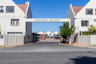 Duplex For Sale in Kirstenhof, Cape Town